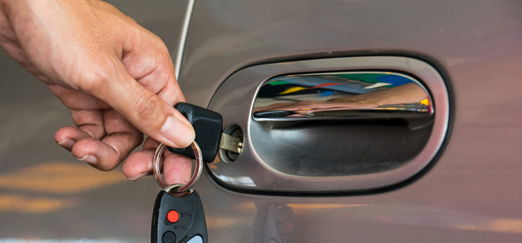 Car door lock repair in Corona