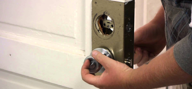 Home Lock Change in Corona